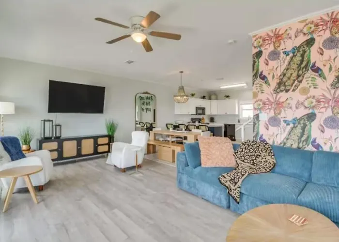 The Jungle House In * Gulf Shores