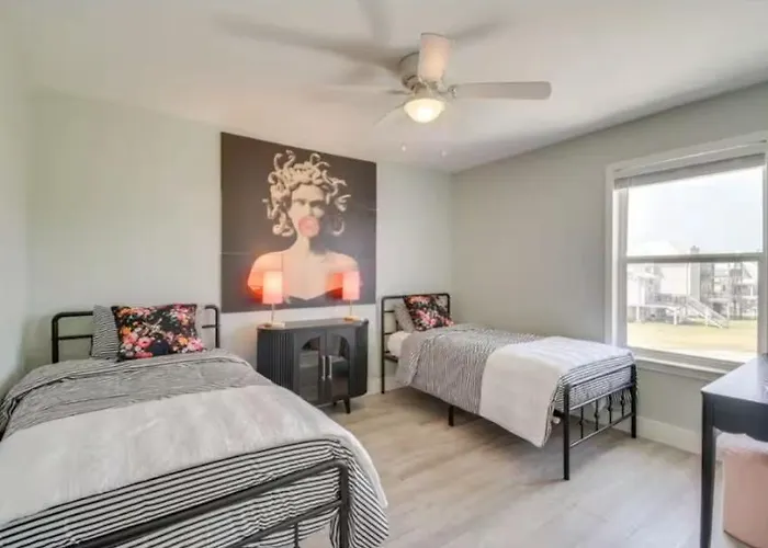 The Jungle House In * Gulf Shores